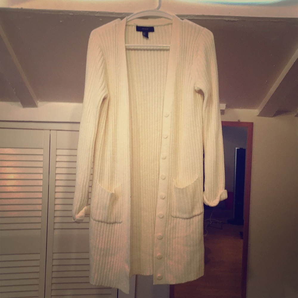 Creamy long cardigan!